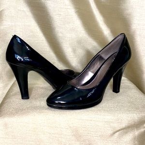 SOFFT Black Patent Leather 3” heels!